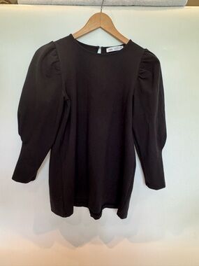Zara  11/12 Black Puff-Sleeve Crewneck dress